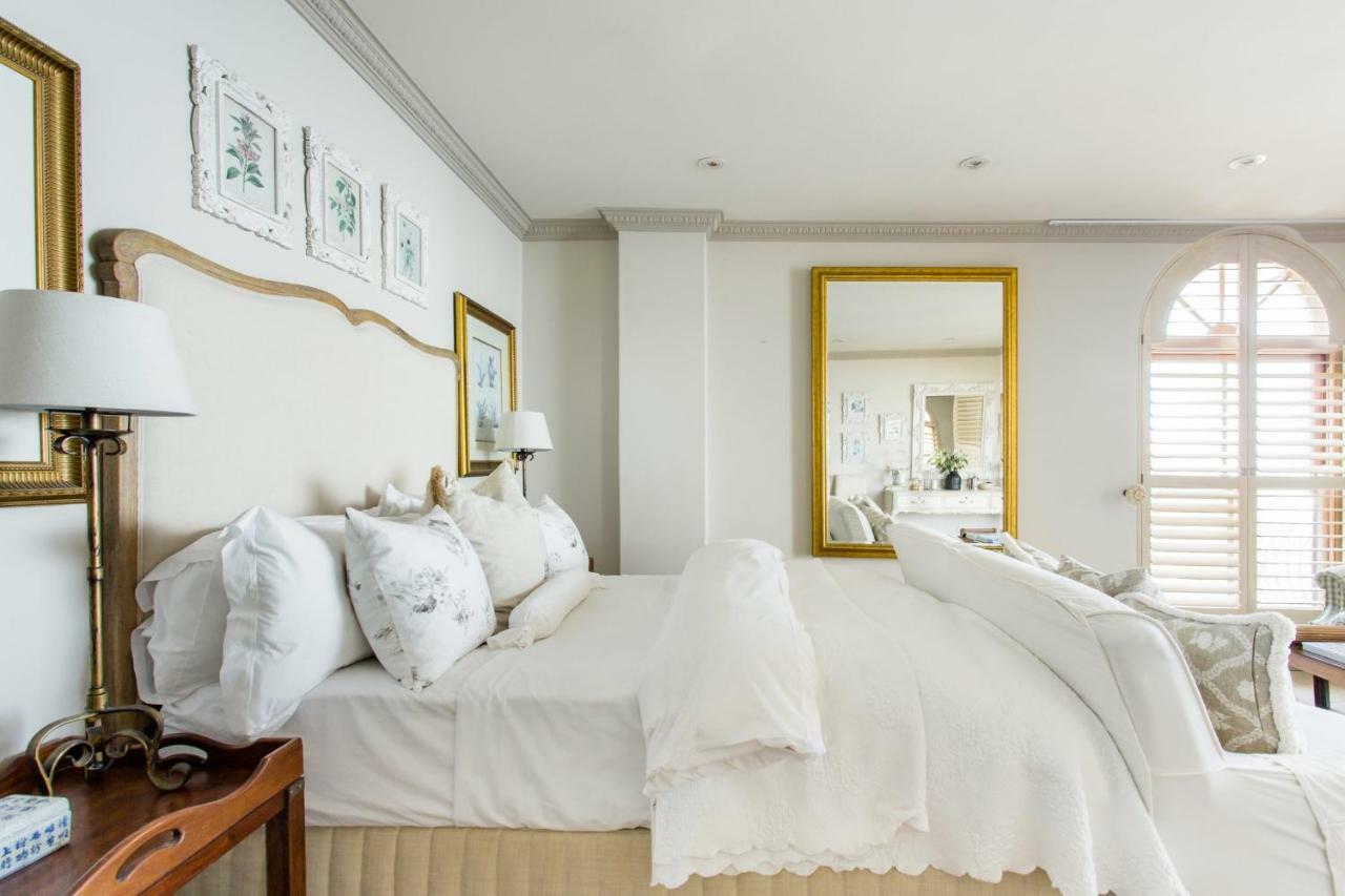 קייפטאון Villa Del Mar - "Luxurious En-Suite Bedroom With Lounge And Stunning Sea View Balcony In Bantry Bay" מראה חיצוני תמונה